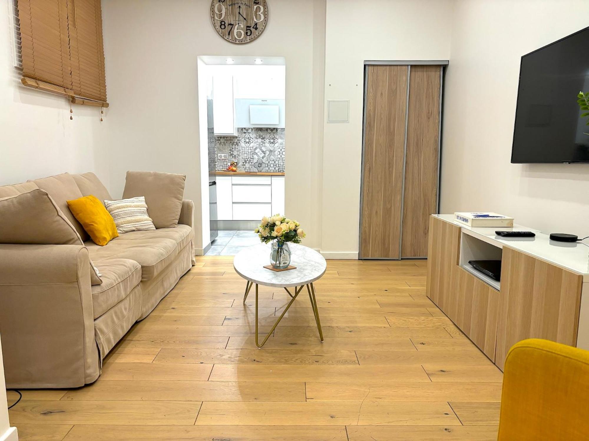 Murat Apartment